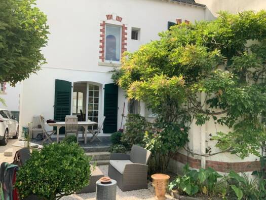Maison à vendre 885 000 € 2 pièces 6 chambres 280 m² 350 m² de terrain Keroman-Merville Lorient 56100