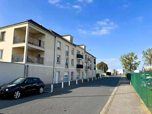 Appartement à vendre 134 000 € 2 pièces 1 chambre 30 m² Étage 3/3 Centre Ville Crépy-en-Valois 60800