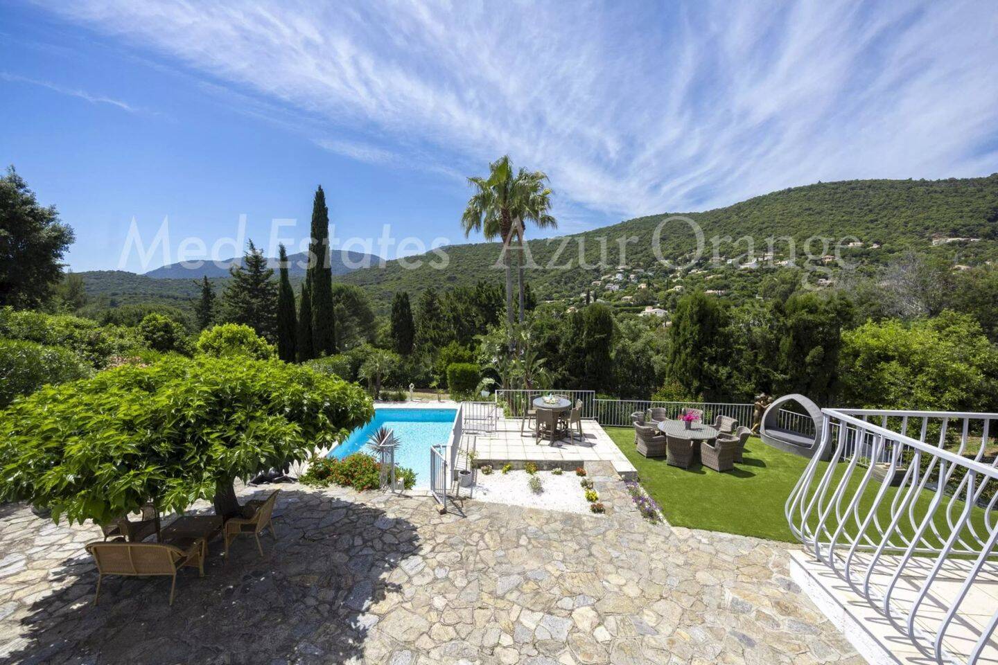 Maison à vendre, 120m², LA CROIX VALMER