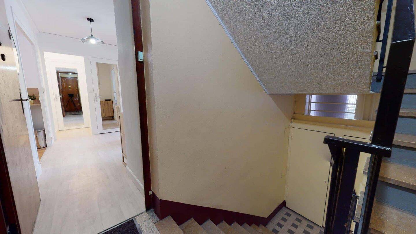 Room in Cours Docteur Jean Damidot, Villeurbanne for 70 m² with — 11