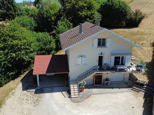 Maison à vendre 449 000 € 7 pièces 6 chambres 175 m² 3 230 m² de terrain L'Albenc 38470