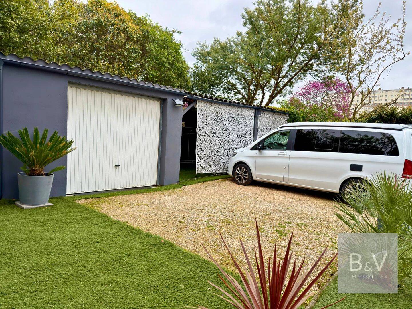 Maison moderne 6 pièces de 147 m² — 17