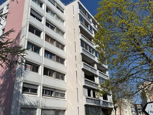 Appartement à vendre 165 000 € 5 pièces 4 chambres 103 m² Étage 2/7 Beauval Colbert Meaux 77100