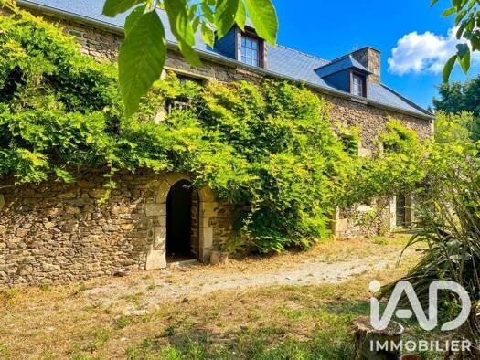 Maison à vendre 334 000 € 7 pièces 4 chambres 266 m² 3 136 m² de terrain Corseul 22130