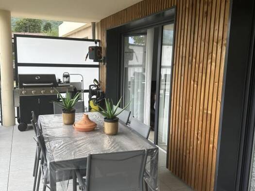 Appartement à vendre 435 000 € 4 pièces 3 chambres 76 m² RDC Crozet 01170