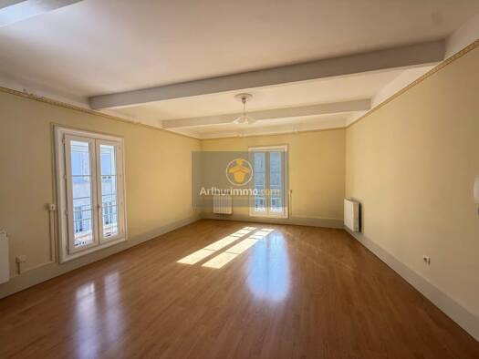 Appartement à louer 640 € 2 pièces 1 chambre 62,1 m² 2ème étage Centre Nord Apt 84400