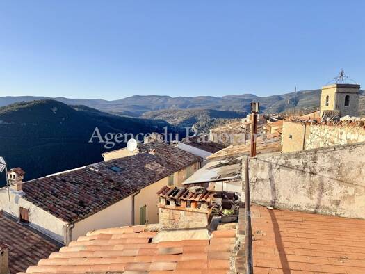 Maison à vendre 399 000 € 4 pièces 3 chambres 151,4 m² Saint-Cézaire-sur-Siagne 06530