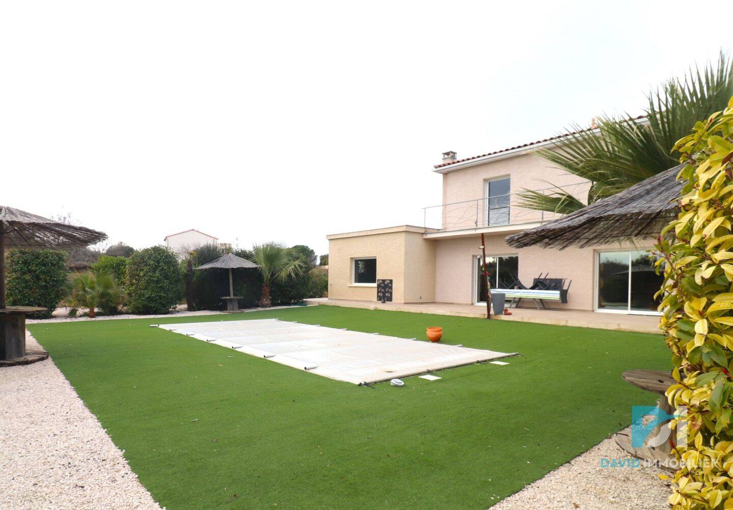 Maison à vendre, 297m², NEZIGNAN L'EVEQUE