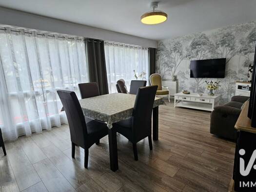 Appartement à vendre 210 000 € 3 pièces 2 chambres 75 m² RDC/4 Pierrette-Jardin Public Béthune 62400