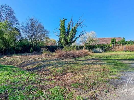 Terrain constructible à vendre 167 000 € 564 m² de terrain Genech 59242