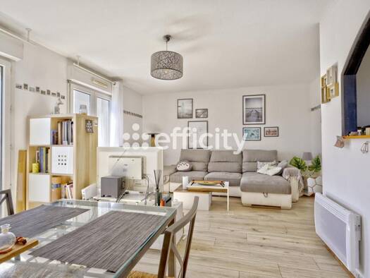 Appartement à vendre 196 000 € 3 pièces 2 chambres 64,7 m² Étage 2/2 Cavailles-Camparian Cenon 33150