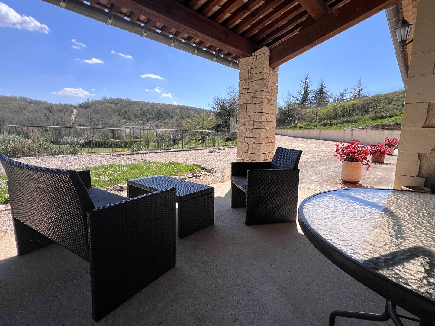 Maison à vendre, 86m², SAINT JEAN DE MARUEJOLS ET AVEJAN