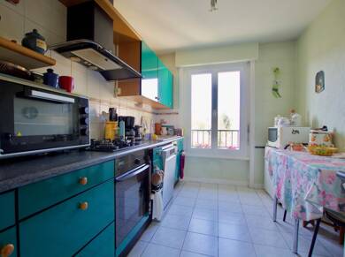Appartement à vendre 280 000 € 4 pièces 3 chambres 91 m² Dernier étage, Étage 3/3 Fontaines-Les Salesiens Dinan 22100