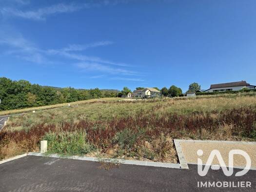 Terrain constructible viabilisé à vendre 46 900 € 302 m² de terrain Cressin-Rochefort 01350