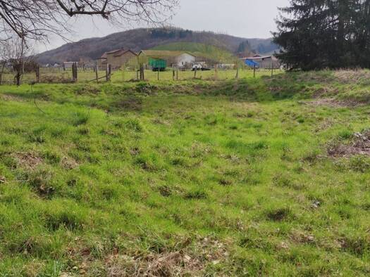 Terrain constructible à vendre 115 000 € 1 300 m² de terrain Longechenal 38690