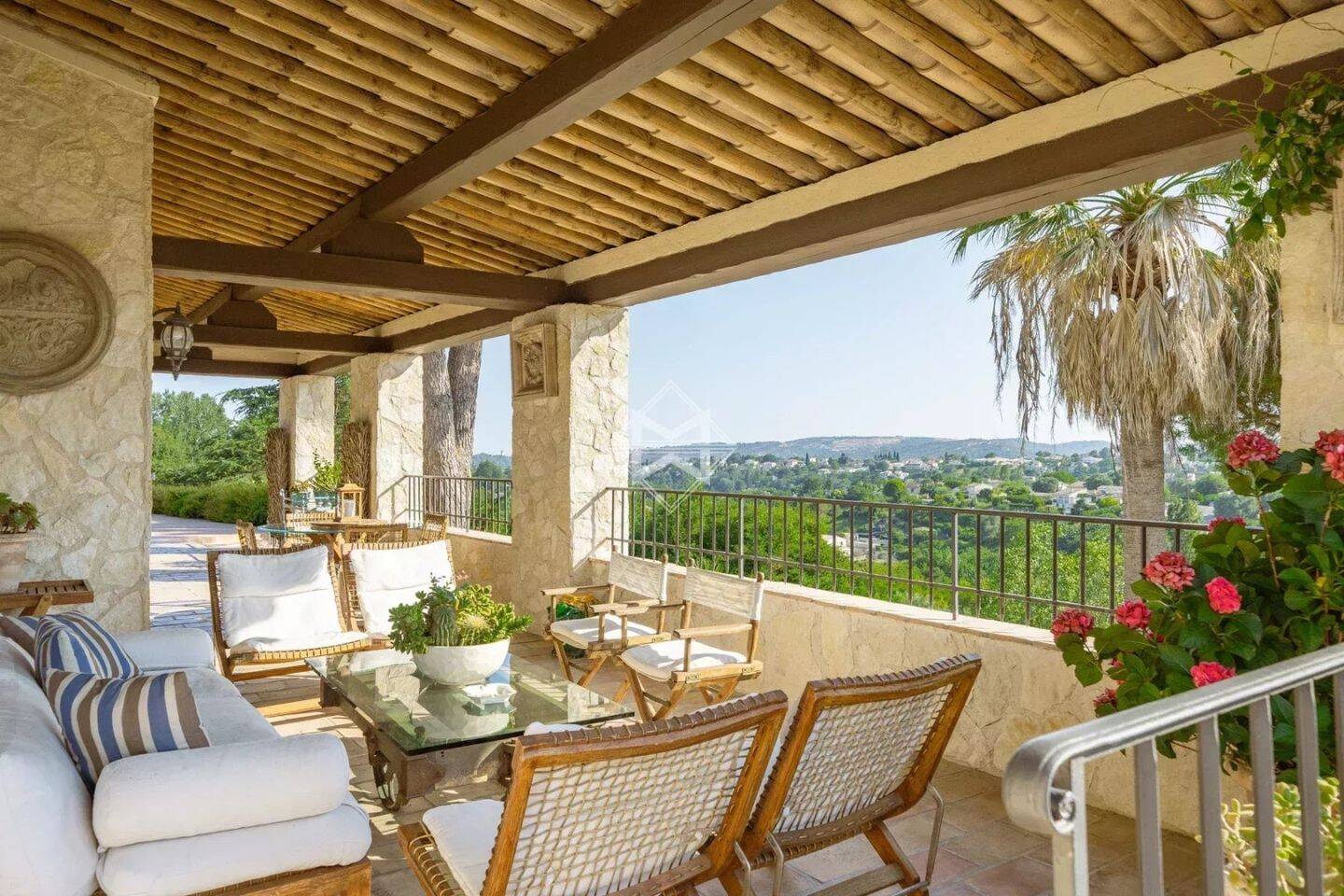 Maison à vendre, 300m², SAINT PAUL DE VENCE