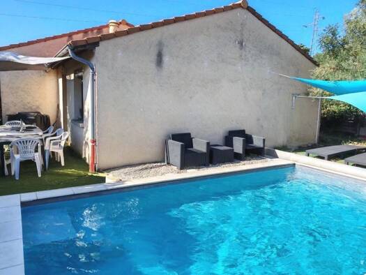 Maison de plain-pied à vendre 270 000 € 5 pièces 4 chambres 110 m² 440 m² de terrain Catalins-Gondole Montélimar 26200