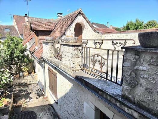 Maison à vendre 95 900 € 5 pièces 3 chambres 110 m² 163 m² de terrain Selles-sur-Cher 41130