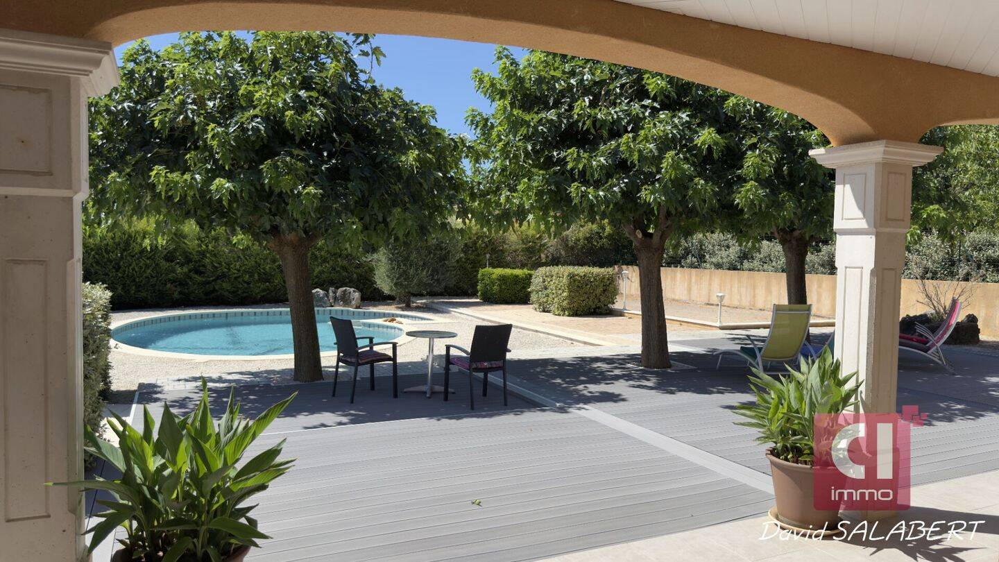 Maison à vendre, 204m², FORCALQUEIRET