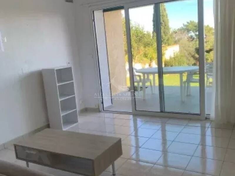 Maison à louer, 53m², VENTISERI