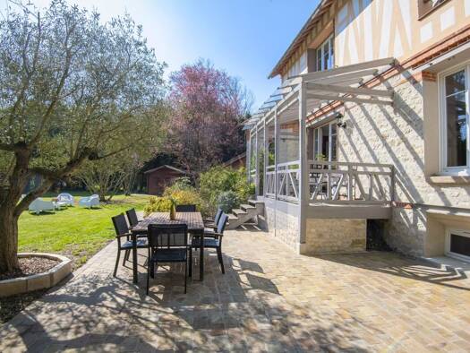 Maison à vendre 745 000 € 6 pièces 3 chambres 181 m² 1 800 m² de terrain Milly-la-Forêt 91490