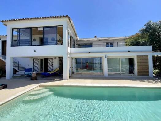 Maison à vendre 940 000 € 6 pièces 4 chambres 273,68 m² 1 699 m² de terrain Saint-Vallier-de-Thiey 06460