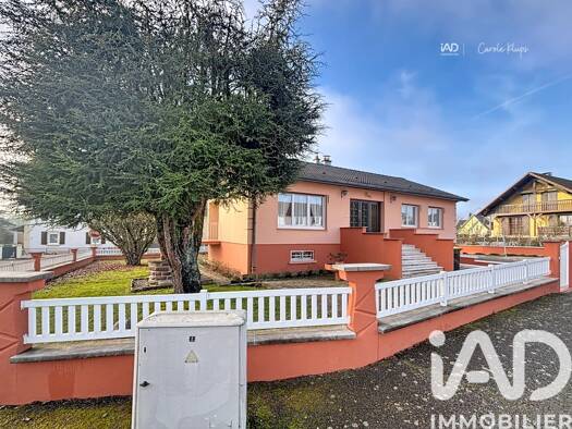 Maison de plain-pied à vendre 189 000 € 4 pièces 3 chambres 90 m² 613 m² de terrain Montreux-Vieux 68210