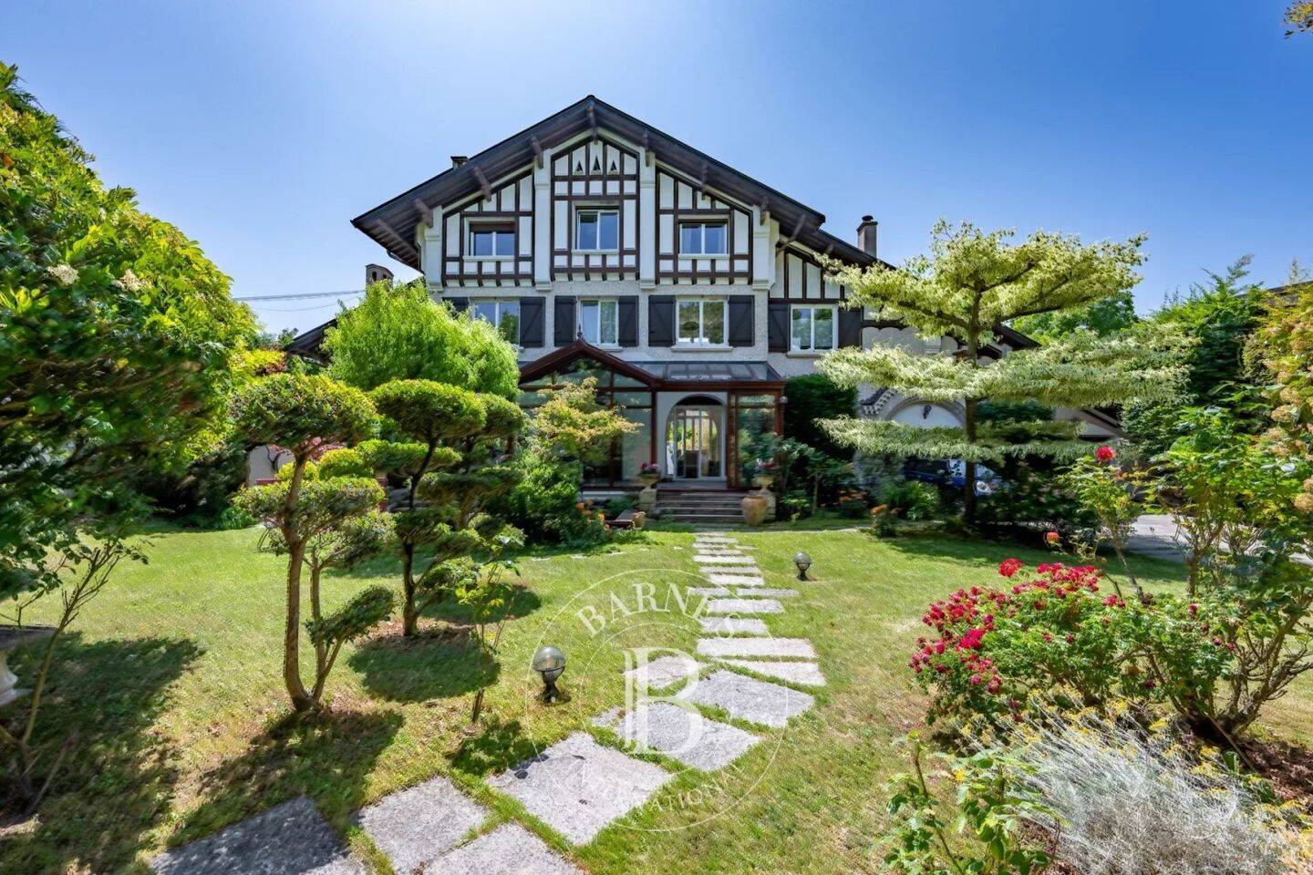 Maison à vendre, 283m², SAINT MAUR DES FOSSES