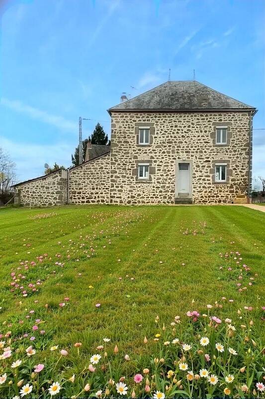 Maison à vendre, 110m², LE MAYET DE MONTAGNE