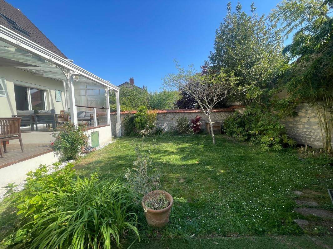 Maison à vendre, 106m², SAINT MAUR DES FOSSES