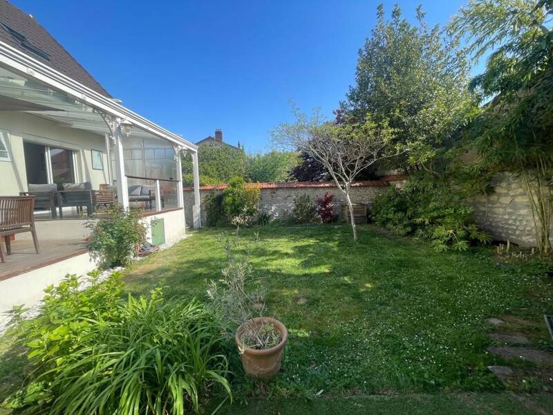Maison à vendre, 106m², SAINT MAUR DES FOSSES