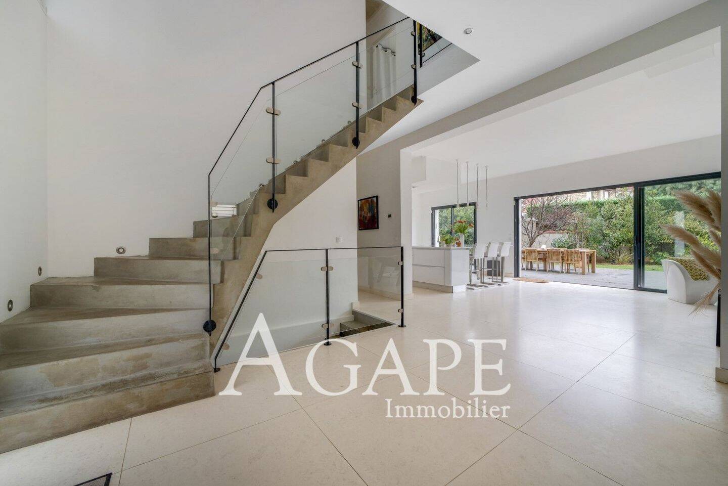 Maison à vendre, 222m², SAINT MAUR DES FOSSES