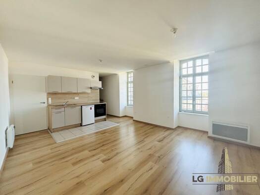 Duplex à louer 785 € 2 pièces 1 chambre 54,2 m² RDC Amiens 80000