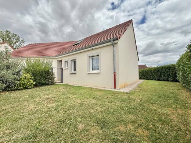 Maison de plain-pied à vendre 365 000 € 6 pièces 5 chambres 150 m² 636 m² de terrain Arc-sur-Tille 21560