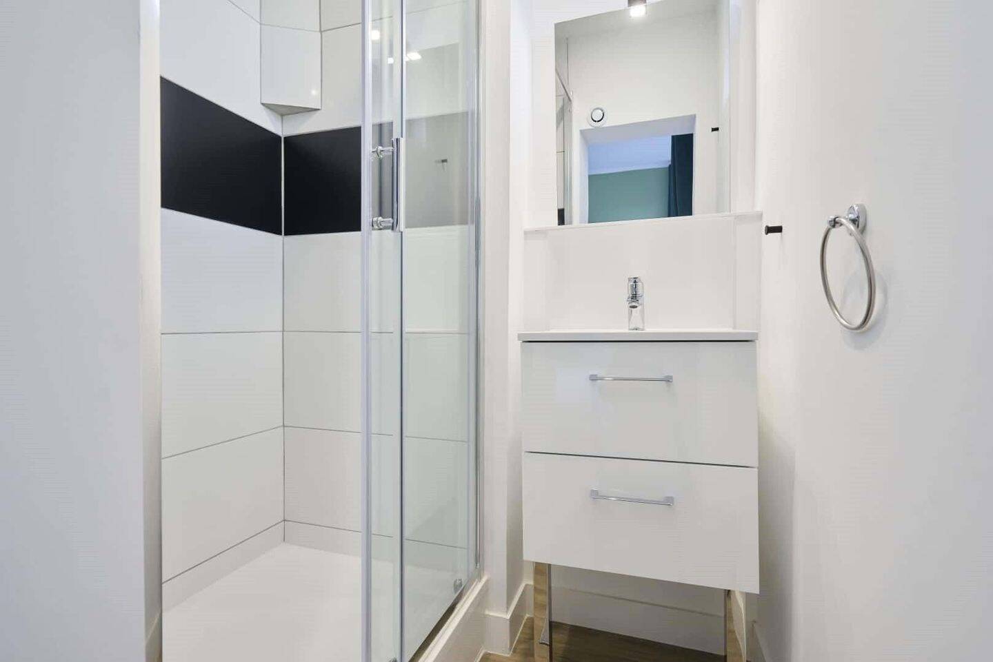 Chambre 1 - ALLARD DUGAUQUIER - Colocation — 5
