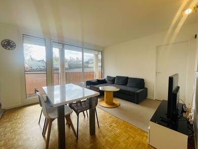 Appartement à louer 522 € 4 pièces 3 chambres 65 m² 1er étage Claveliere-Malletiere Oullins 69600
