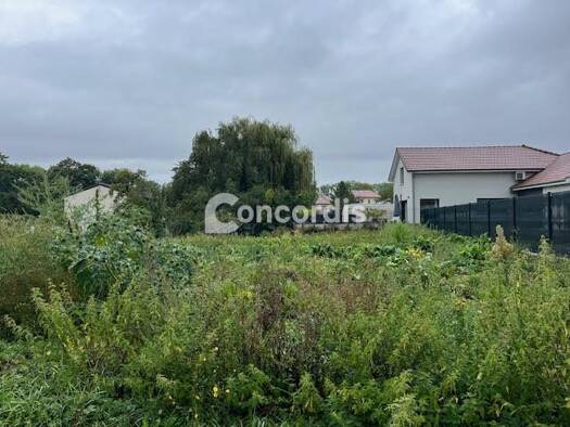 Terrain constructible viabilisé à vendre 49 500 € 470 m² de terrain Thierville-sur-Meuse 55840