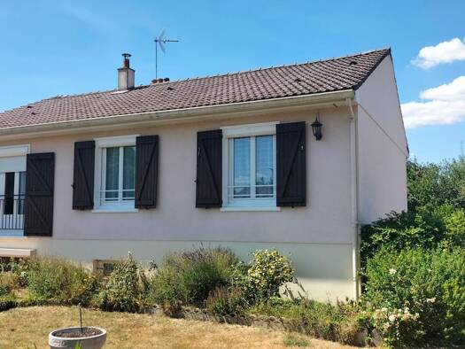 Maison à vendre 130 000 € 5 pièces 3 chambres 88 m² 609 m² de terrain Courtenay 45320