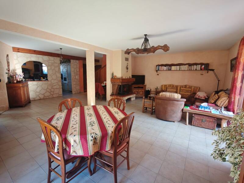 Maison à vendre, 186m², CHALLES LES EAUX