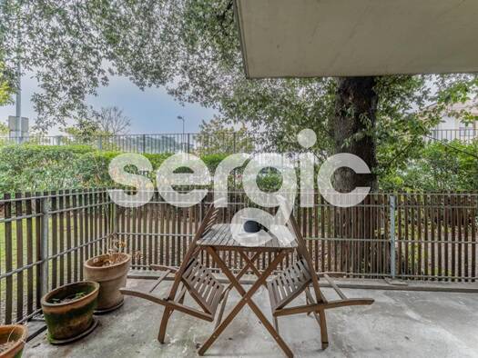 Appartement à vendre 180 000 € 3 pièces 2 chambres 58 m² RDC/3 Gravières-Gravette-Beaulieu-Lagrue-Plaisance Cenon 33150