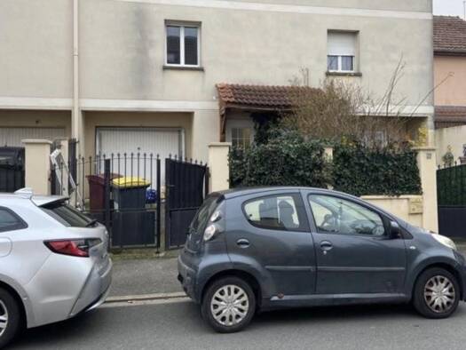 Colocation à louer 135 001 € 4 pièces 3 chambres 60 m² RDC/3 Sud-Bords de Marne-Gambetta-Aulnoy Chelles 77500