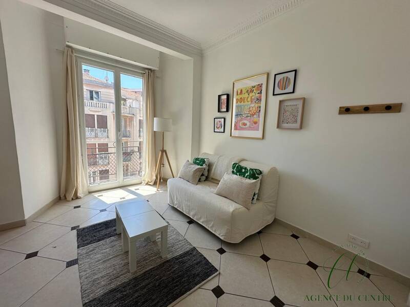 Maison à louer, 24m², NICE