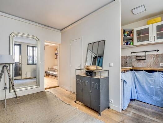 Appartement à vendre 280 000 € 2 pièces 1 chambre 32,72 m² RDC/4 Belleville Paris 20ème arrondissement 75020