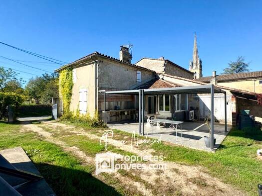 Maison à vendre 193 000 € 4 pièces 3 chambres 125 m² 728 m² de terrain Génissac 33420