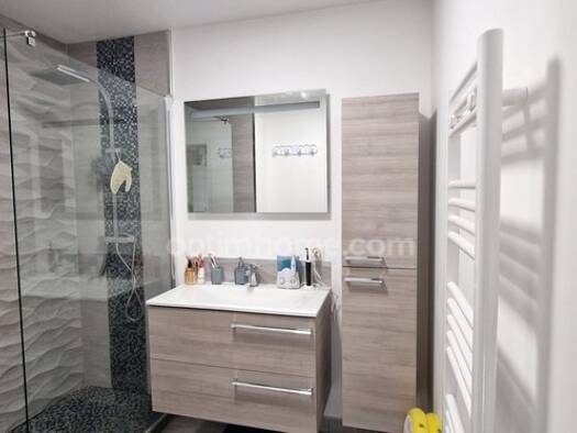 Appartement à vendre 229 900 € 2 pièces 1 chambre 56 m² Étage 4/4 Étang de l'Olivier-Domaine de Sulauze Istres 13800