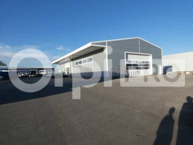 Local commercial à louer 4 800 € 640 m² de surface de vente Sisteron 04200
