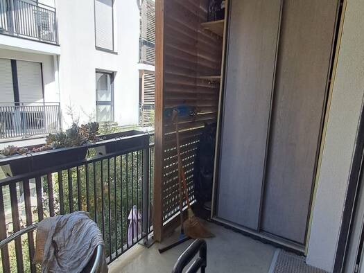 Appartement à vendre 320 000 € 3 pièces 2 chambres 58 m² Étage 1/3 Centre Romainville 93230