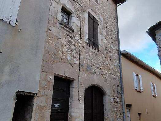 Maison à vendre 32 500 € 3 pièces 2 chambres 50 m² Asprières 12700