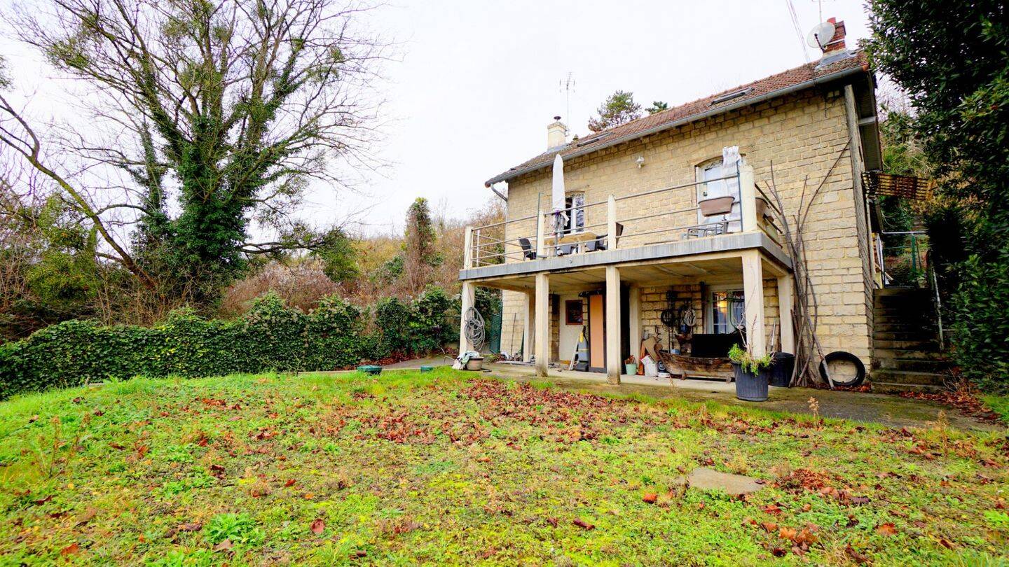 Maison à vendre, 154m², JUZIERS