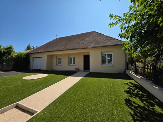 Maison de plain-pied à vendre 196 500 € 4 pièces 3 chambres 121 m² 481 m² de terrain La Roche-Posay 86270